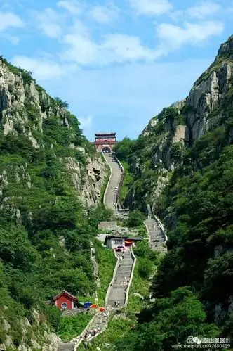 泰山十八盘勇者登