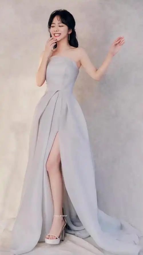 每天美图谭松韵的高跟鞋美图大赏