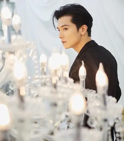 被骂渣男的邱泽荣获最佳男主当男人恋爱时票房大卖