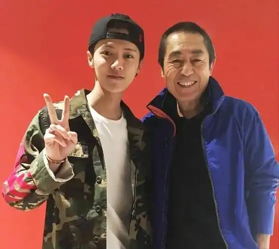 一张照片揭露了鹿晗的尴尬处境陈道明的话被印证了