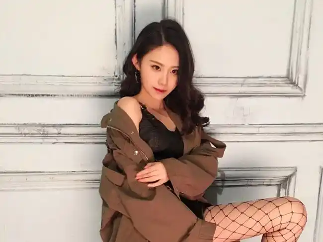 创造101王婷是哪里人年龄多大了 moi组合成员王婷个人资料