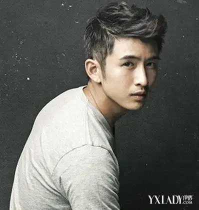 男士飞机头烫发图片展示轻松耍酷显时尚