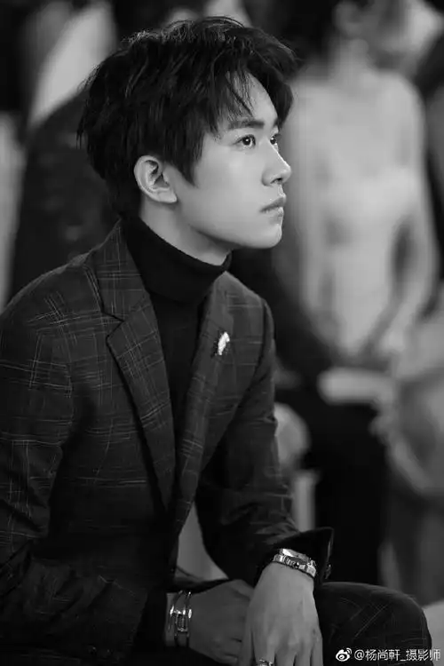 四字 易烊千玺 yyqx 四字弟弟