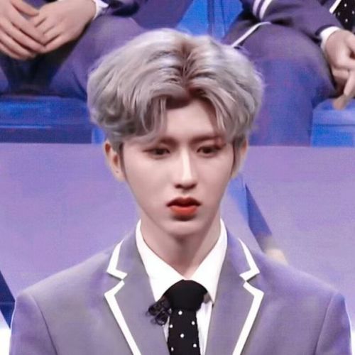 绿野客蔡徐坤假发 蔡徐坤鸡你太美假发中分头假发头套cos坤坤ikun小