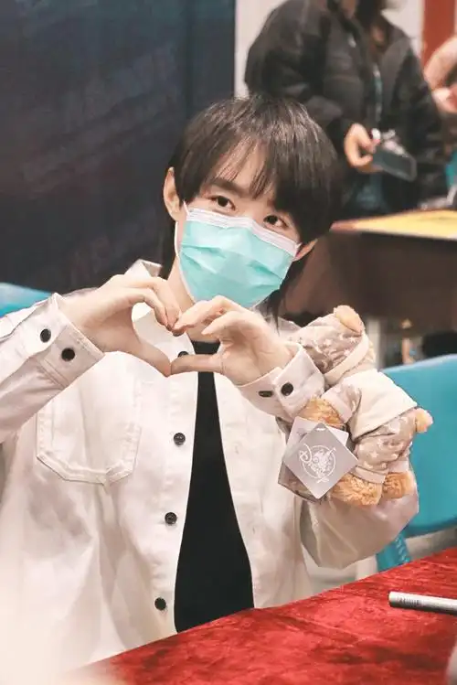 开一个苏尚卿夸夸楼