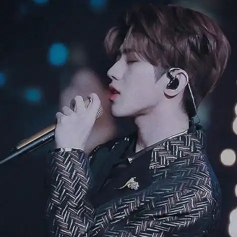 蔡徐坤图片神仙头像侧颜