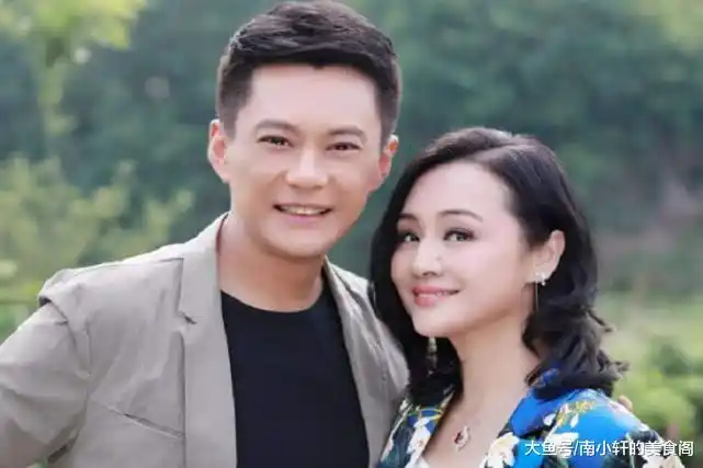 45岁曹颖近况, 隐藏10年的丈夫曝光, 原来是我们熟悉的他!