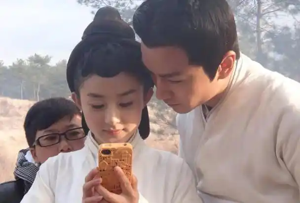 知己变陌路,陈晓赵丽颖13年爱恨纠葛终成定局,谁才是最终赢家?