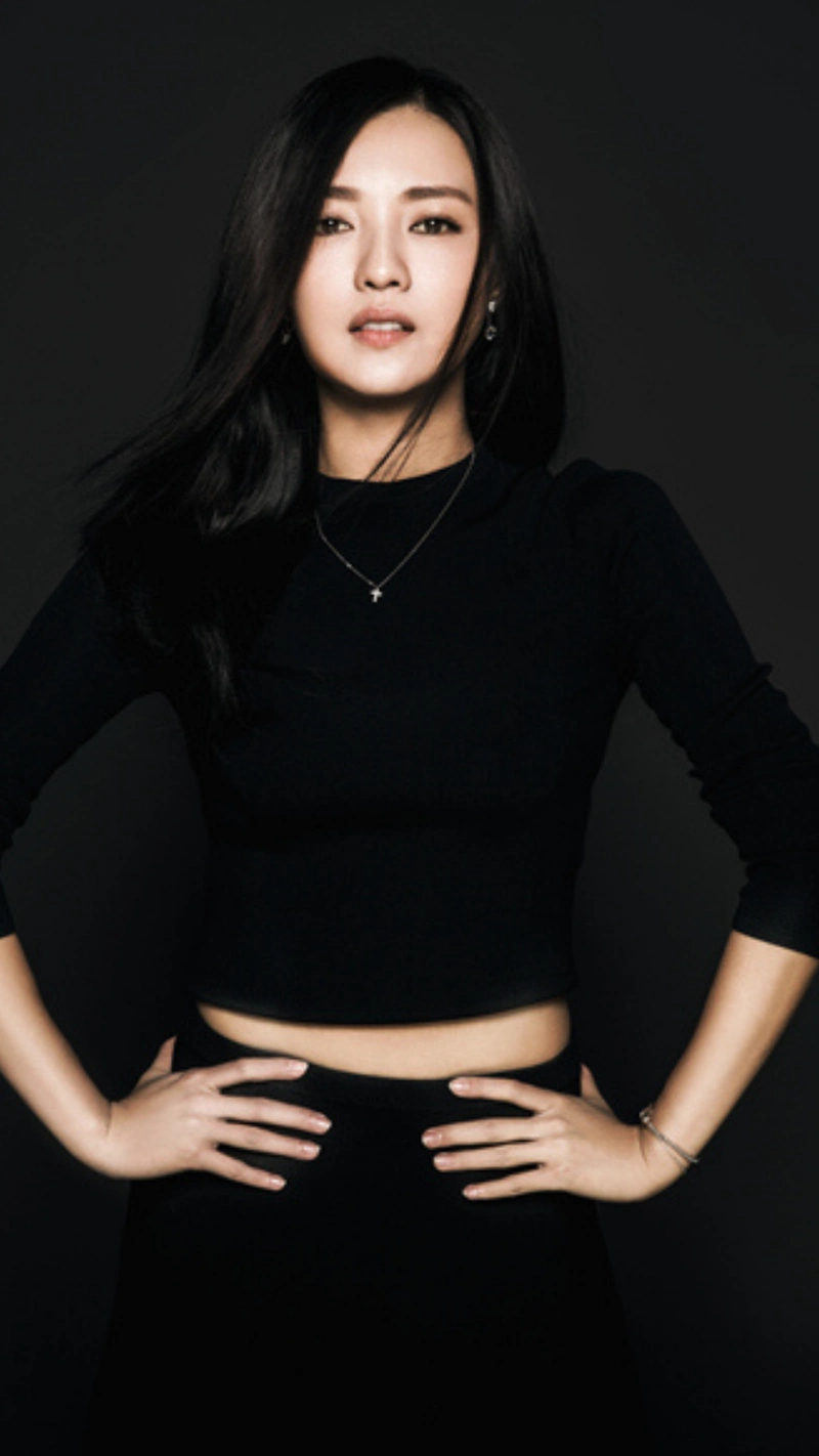 傅晶优雅迷人写真,这颜值气质美极了,你喜欢她吗