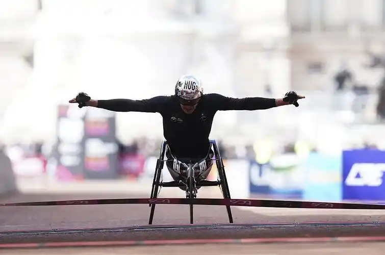 伦敦马拉松为残疾人运动员发与普通选手同额奖金