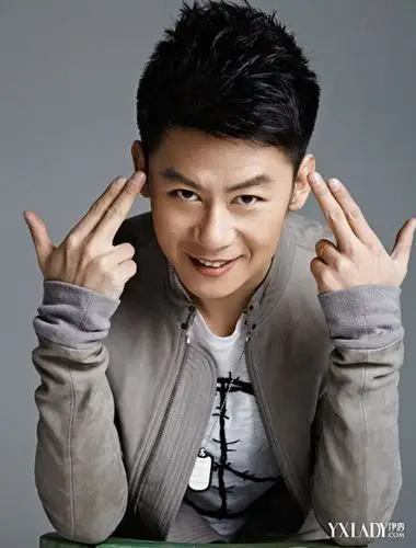 【图】男演员李健背景 李健:我是一个很脆弱的演员