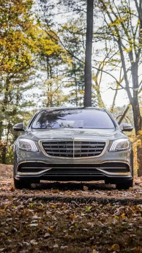 壁纸库今天的主题是迈巴赫