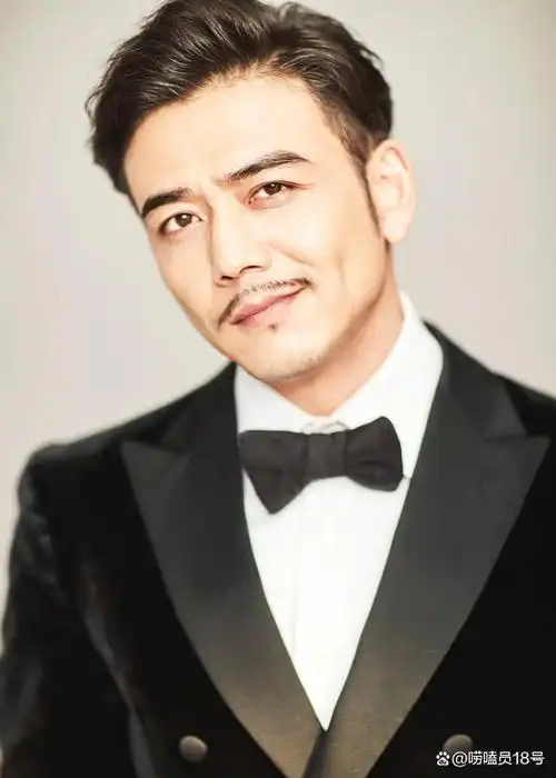 这10位男明星留胡子气质大变,有人变丑了,有人恍如"整容"