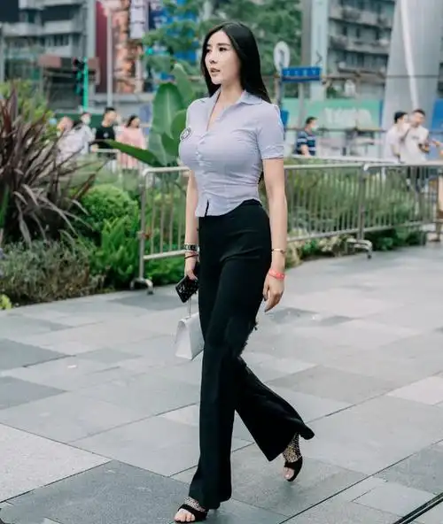 中国臀神刘太阳臀围100cm体重130斤肥而不腻美到犯规了