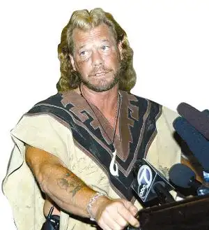 从谋杀犯到"赏金猎人"(组图)