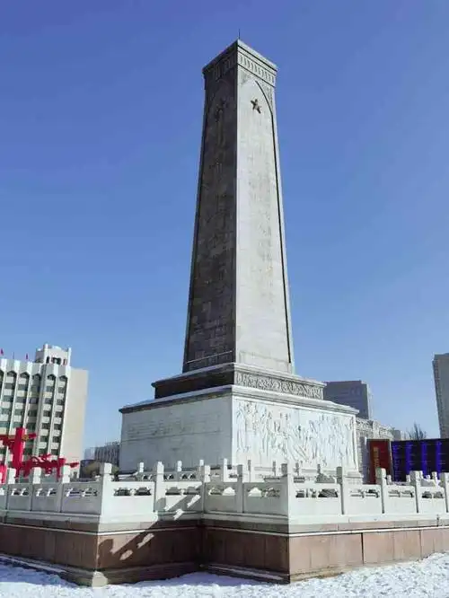 人民广场-"到一个城市,去市中心人民广场看看总是能够.