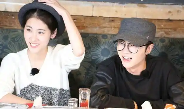 华晨宇与张碧晨,孩子4岁了,才看懂这盘大棋|娱乐圈|邓紫棋|古典乐