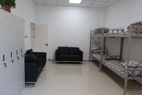 员工更衣室兼休息室