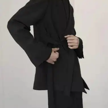 成熟男生头像不露脸帅气男生西装头像大全