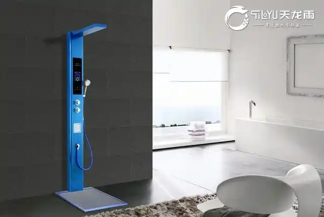 集成热水器追求更高的时尚品质