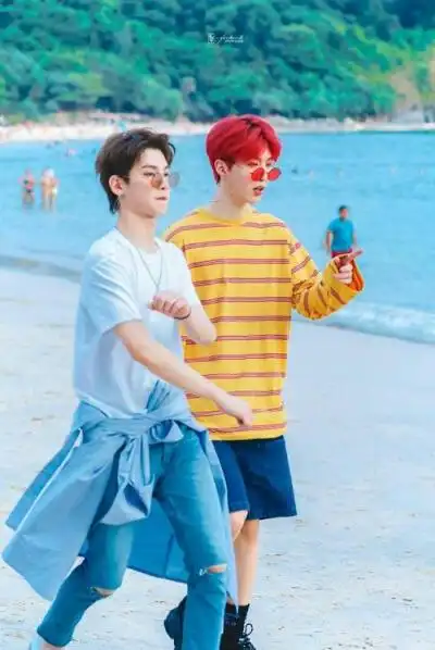 范丞丞and黄明昊