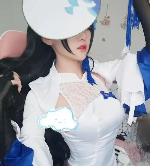 没比赛闲不住腐团儿cos少女前线引围观粉丝这谁顶得住啊