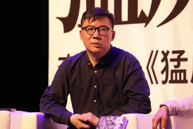 李修文新作《猛虎下山》凝练"身经"书写时代_京报网