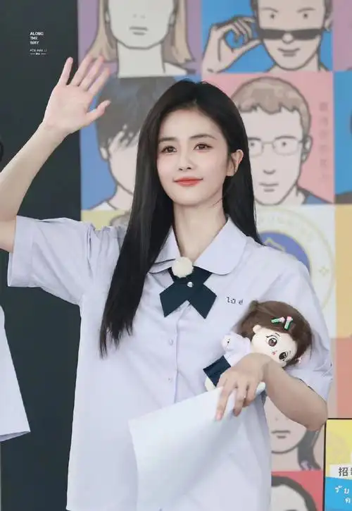 白鹿奔跑吧学院风录制##白鹿泰兰德校服造型