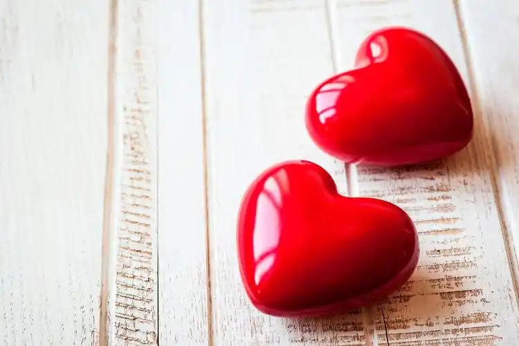 2月14日情人节朋友圈爱心配图