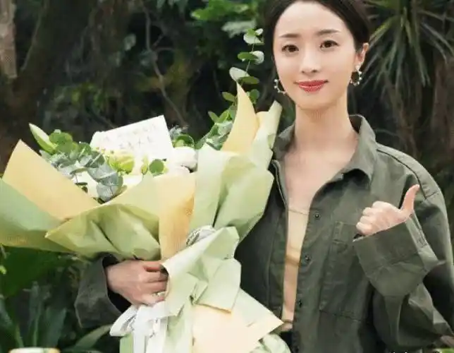 又一科幻悬疑剧杀青,男女主选角大家都中意,这下追剧满足了!_胡冰卿_