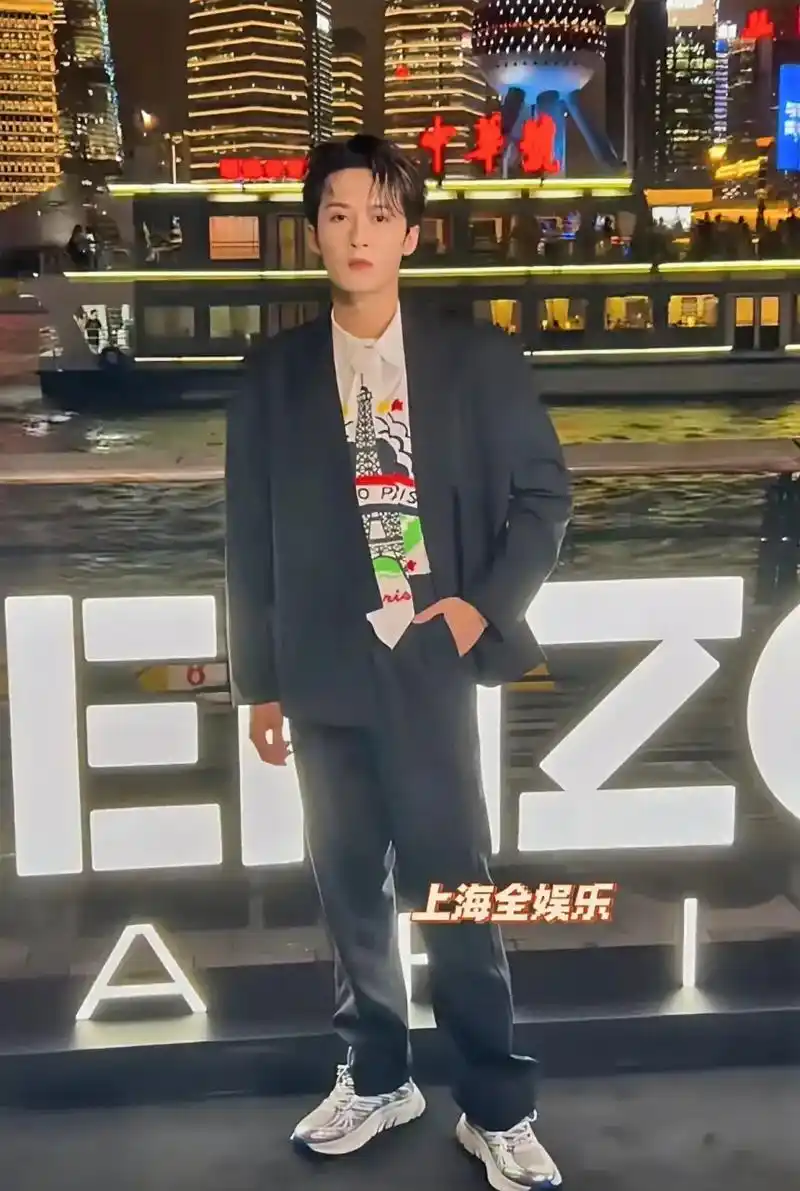 檀健次的颜值一直在线,要是有身高,应该早就成为顶流了吧?