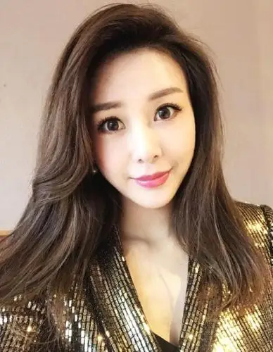 袁巴元第一任妻子近照曝光,现为电视台主持人颜值不输张雨绮!_葛晓倩