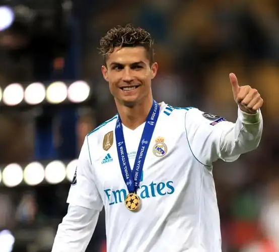 当你37岁的时候再看17岁的照片,可能会发现那才是自己颜值的巅峰