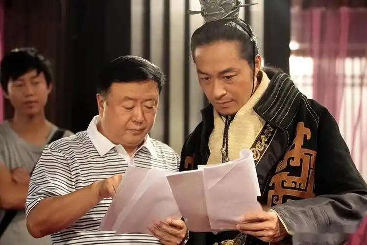 九爷韩栋:娶前经纪人为妻,这是我最明智的决定!