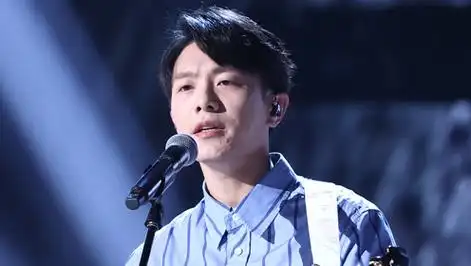 韦礼安在《中国好声音》上演唱《记得回来》,半个月前就在微博上看到