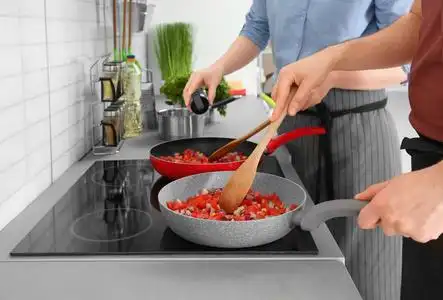 平面图标集点到点厨师游戏水槽和在学校 ca 工业厨房工作台厨师正在准