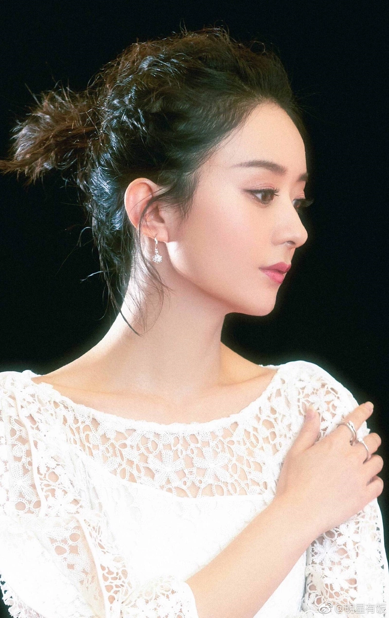 鼻子最好看的四位女星,娜扎第四,刘亦菲第二,第一美的令人窒息