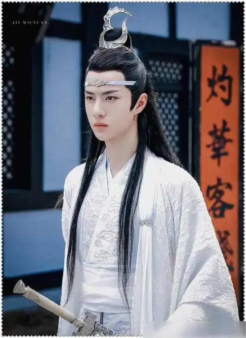 白衣古装男神王一博高冷肖战调皮看到罗云熙公子世无双