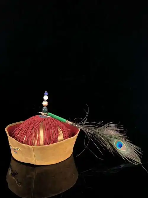 顶戴花翎",原来清朝人戴帽子还有这么多讲究|蓝翎|帽顶|顶珠_新浪新闻