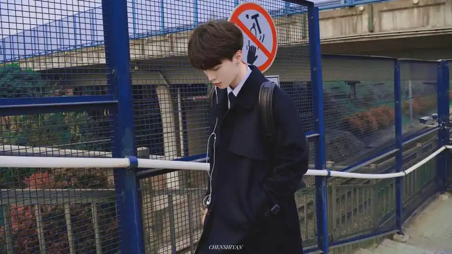 范丞丞 - 堆糖,美图壁纸兴趣社区