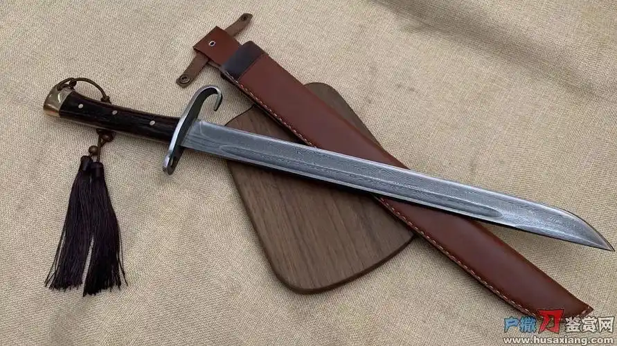 户撒精品花纹钢三八刺刀