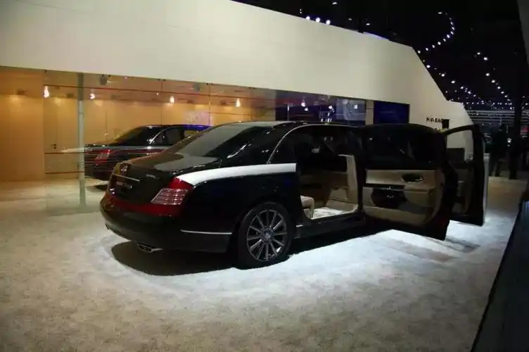 迈巴赫齐柏林 9000万迈巴赫图片-起航号