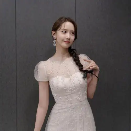 林允儿电影2点的约会#06#林允儿yoonite#  240203 林允儿工作室ins