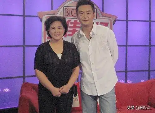 61岁郭凯敏80年代男神经历两段婚姻如今儿子颇有他当年风采