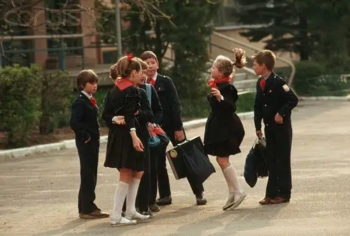 sims 3 纯正欧陆风 苏联少女校服 симс 3 Советская