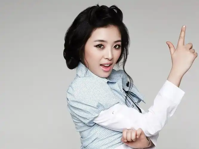 张含韵 美女壁纸6 - 1600x1200