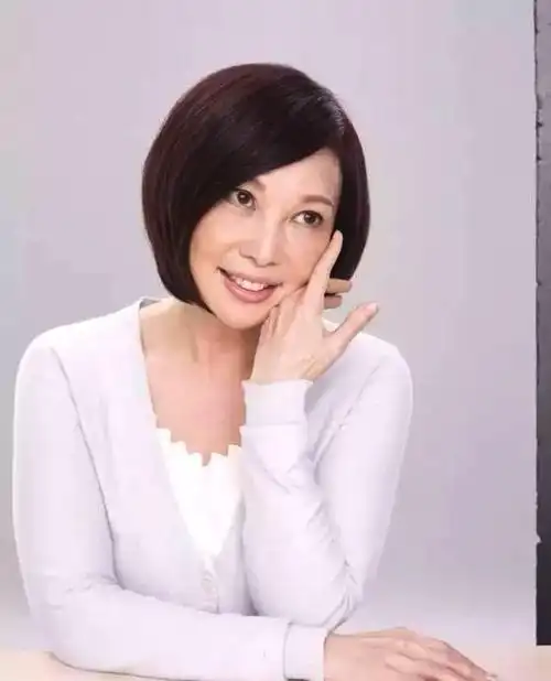 朱卫茵(节目主持人)_尚可名片