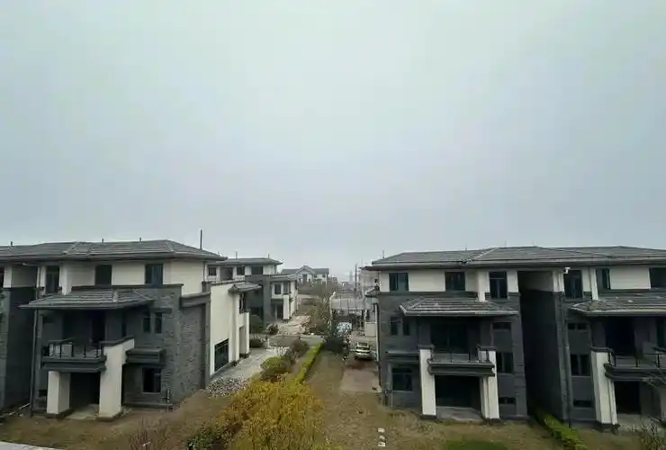 3年前,同事花200万,在贵阳买了一套别墅,如今悔不当初!