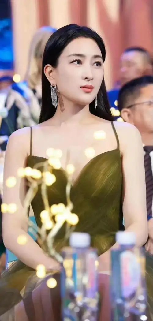 马大漂亮霸屏女神马苏