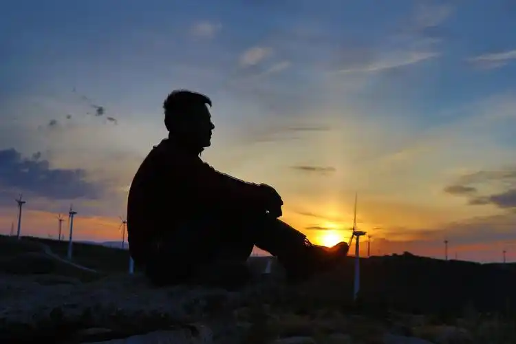 当然,更多的是理解."难得两辈人相互体谅.""写得好心酸.